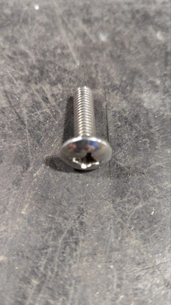 5/16-18  x 1-1/4" truss head bolt 18-8 ss